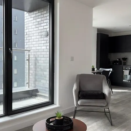 Luxury Apartment By Noire Property-2